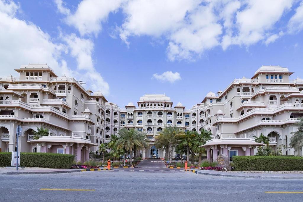 Royal Club By Rvhr, Grandeur Residence Crescent Palm Jumeirah Dubaj Zewnętrze zdjęcie