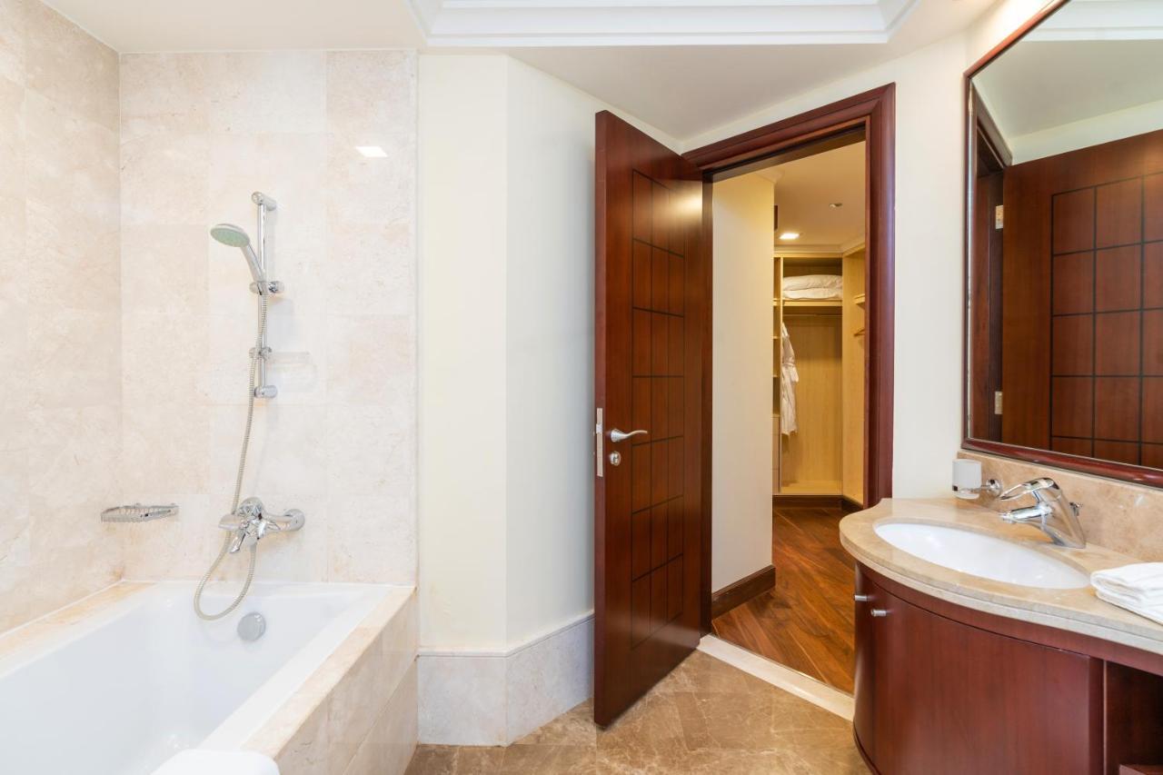 Royal Club By Rvhr, Grandeur Residence Crescent Palm Jumeirah Dubaj Zewnętrze zdjęcie