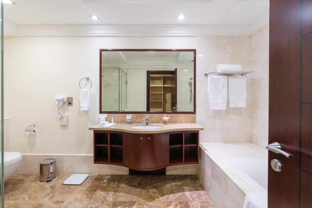 Royal Club By Rvhr, Grandeur Residence Crescent Palm Jumeirah Dubaj Zewnętrze zdjęcie