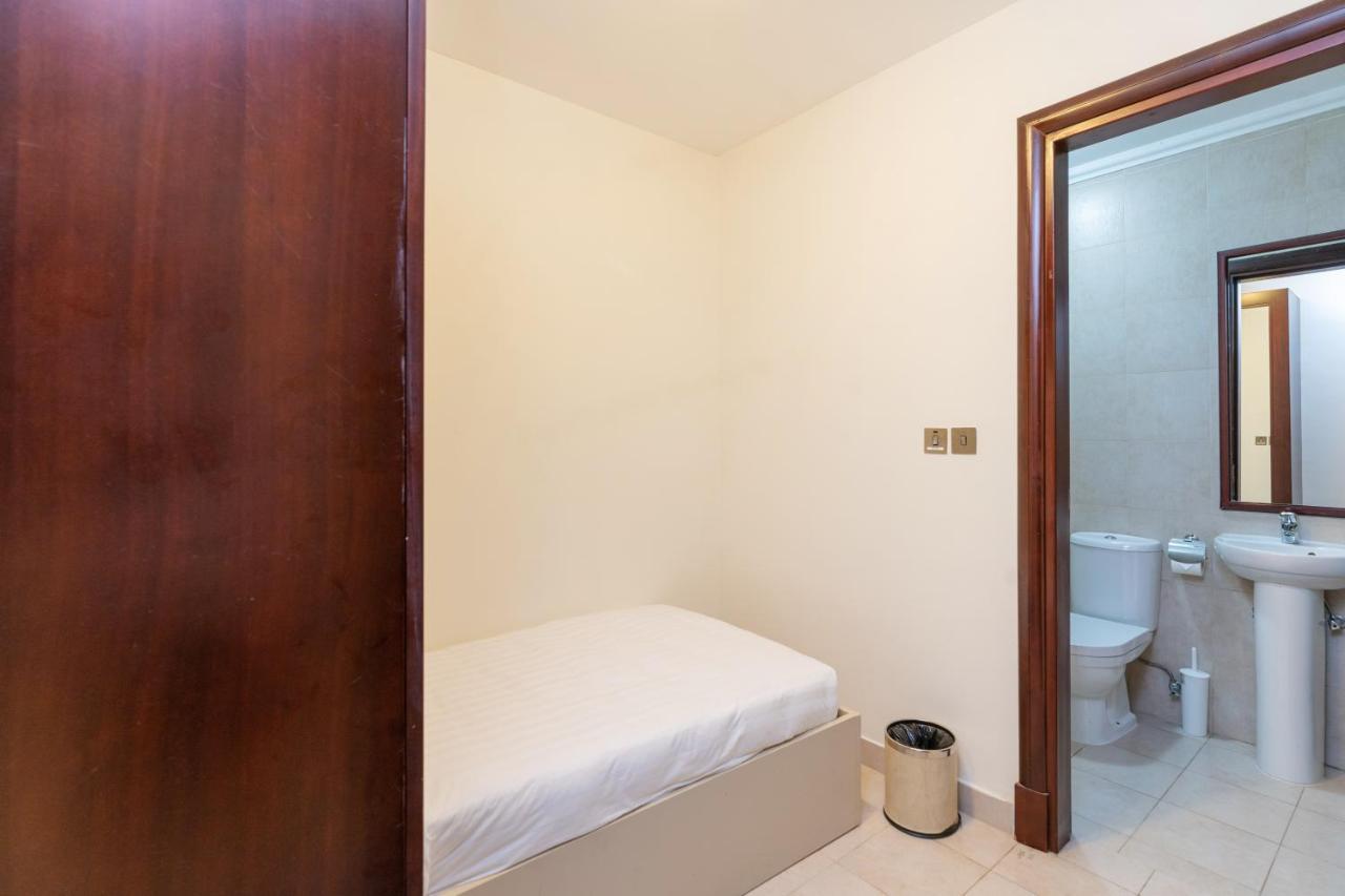 Royal Club By Rvhr, Grandeur Residence Crescent Palm Jumeirah Dubaj Zewnętrze zdjęcie